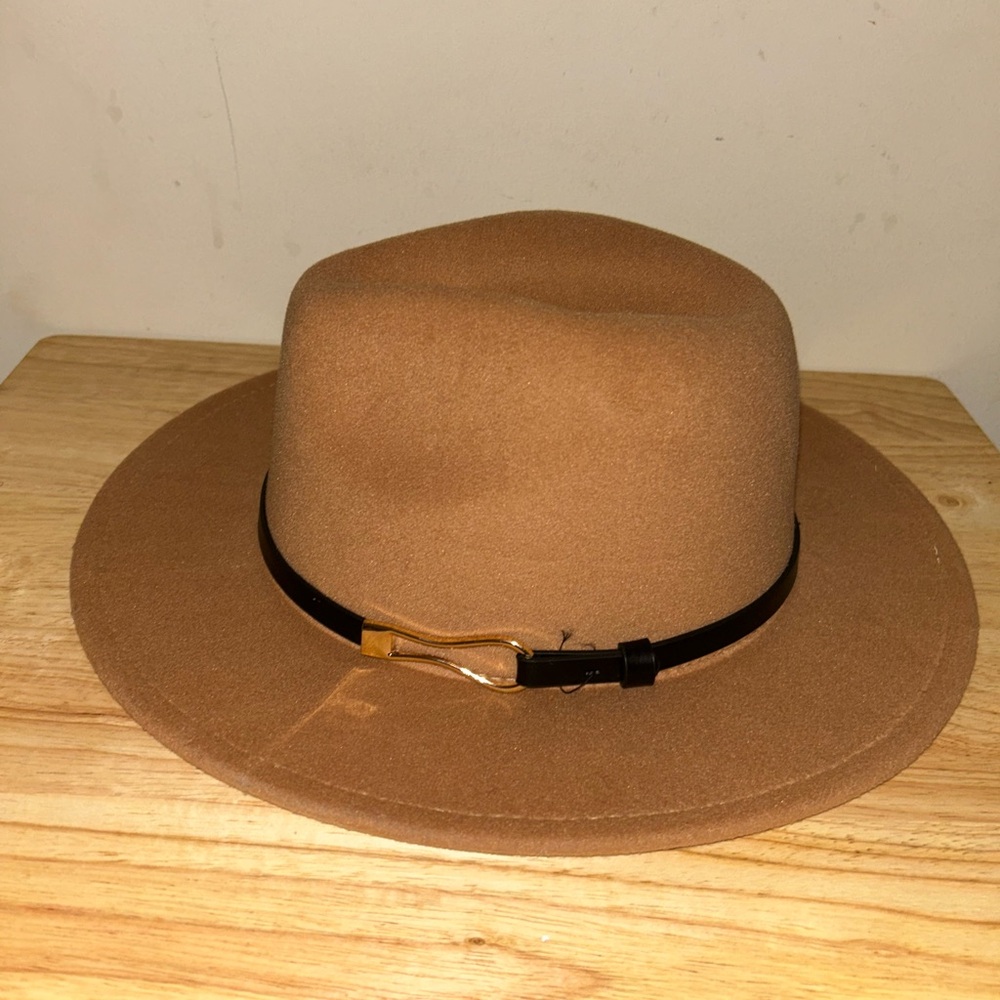 Stylish Tan Fedora Hat with Black Band